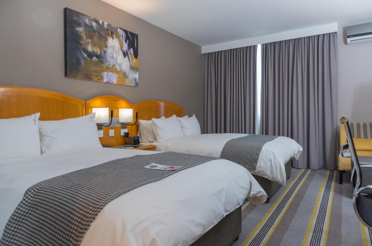 Holiday Inn - Mutare By Ihg Extérieur photo