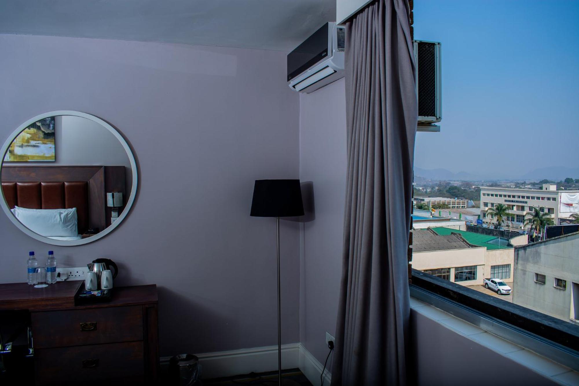 Holiday Inn - Mutare By Ihg Extérieur photo